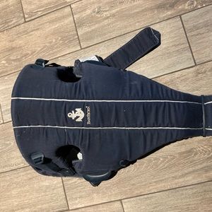Baby Bjorn- black